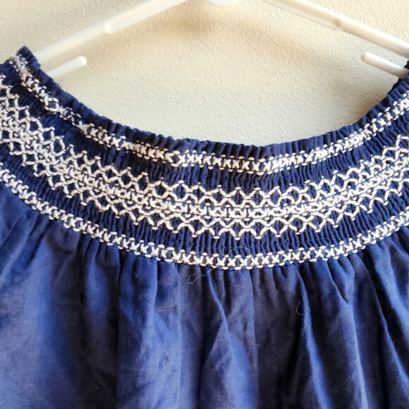 NWT Royal Blue Vineyard Vines Embroidered Smock Neck Blouse Size Small - Picture 14 of 15
